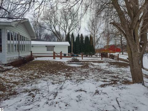 435 N Main St, Au Gres, MI 48703 photo 10