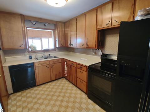 435 N Main St, Au Gres, MI 48703 photo 31