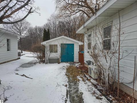 435 N Main St, Au Gres, MI 48703 photo 11