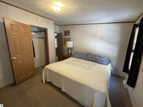 10396 E 12 Rd, Manton, MI 49663 photo 32