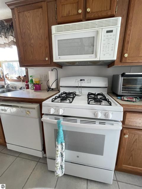 10396 E 12 Rd, Manton, MI 49663 photo 42