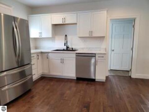 904 Park St, Grayling, MI 49738 photo 11