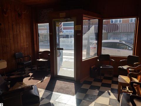 111 E Cedar St, Standish, MI 48658 photo 6