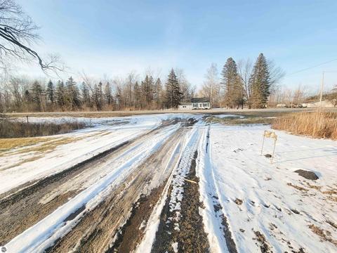1996 E Huron Rd, Au Gres, MI 48703 photo 4