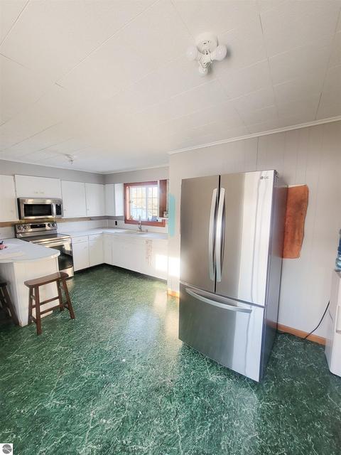 1996 E Huron Rd, Au Gres, MI 48703 photo 10