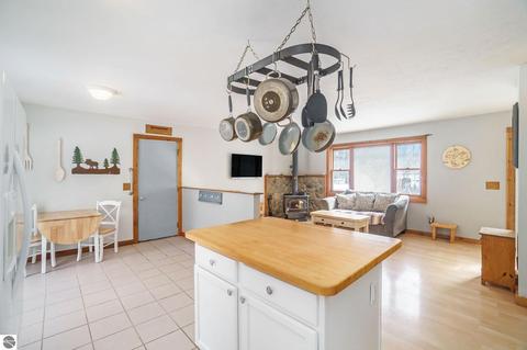 5756 Karlin Rd, Interlochen, MI 49643 photo 7
