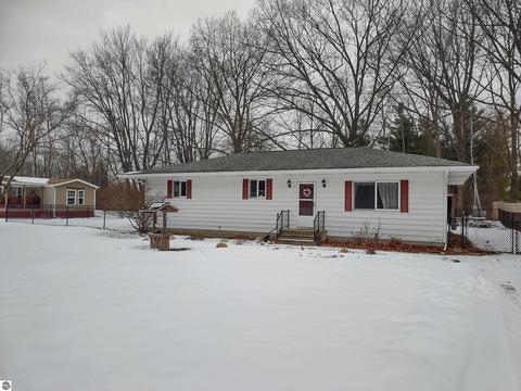 4207 Anne St, Au Gres, MI 48703 photo 1