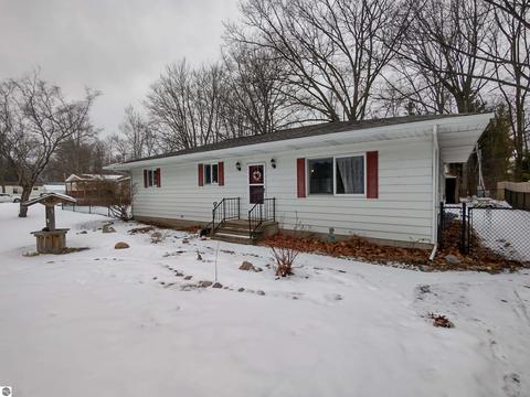 4207 Anne St, Au Gres, MI 48703 photo 2