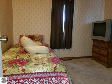 3520 E River Rd, Mount Pleasant, MI 48858 photo 13