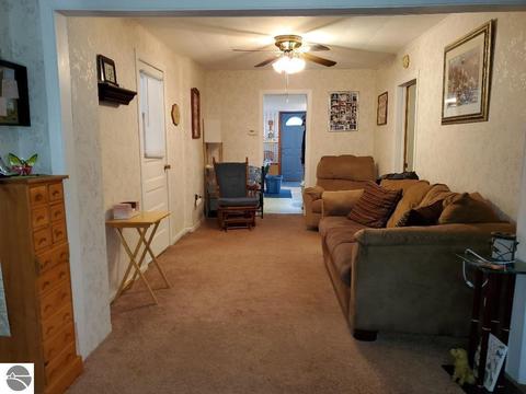 3520 E River Rd, Mount Pleasant, MI 48858 photo 9