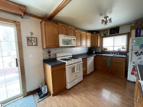 701 Maple, Clare, MI 48617 photo 15