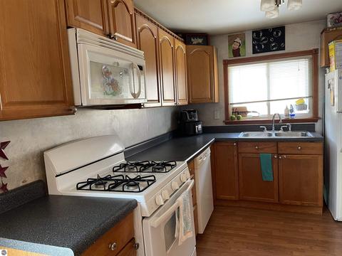701 Maple, Clare, MI 48617 photo 17
