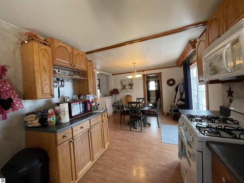 701 Maple, Clare, MI 48617 photo 13