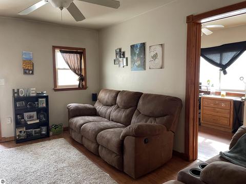 701 Maple, Clare, MI 48617 photo 5