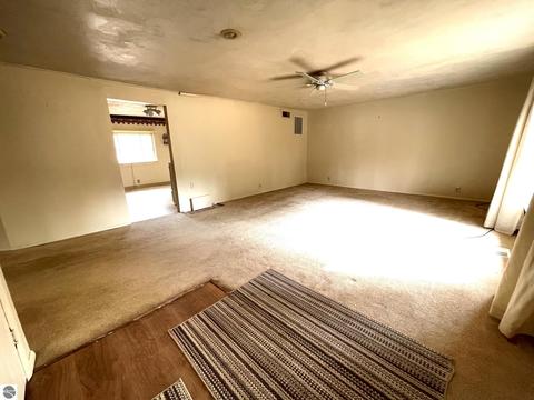 8057 E Baseline Rd, Mount Pleasant, MI 48858 photo 11