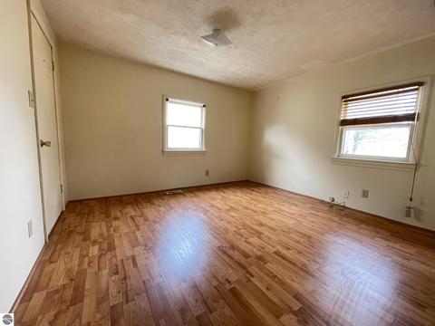 8057 E Baseline Rd, Mount Pleasant, MI 48858 photo 13