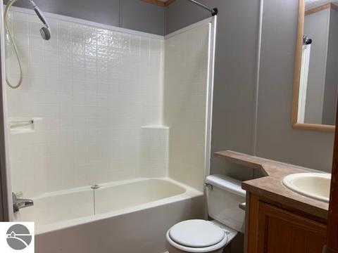 8221 Crest Ln, Mesick, MI 49668 photo 7