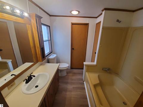 1236 Tamarack Rd, Edmore, MI 48829 photo 22