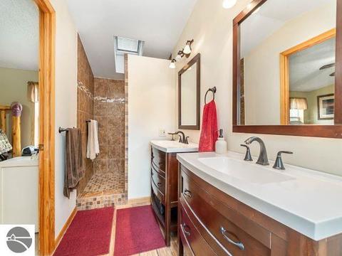 260 N Duffield Rd, Sumner, MI 48889 photo 24
