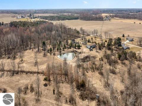 260 N Duffield Rd, Sumner, MI 48889 photo 33