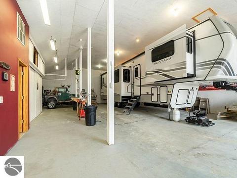 260 N Duffield Rd, Sumner, MI 48889 photo 27