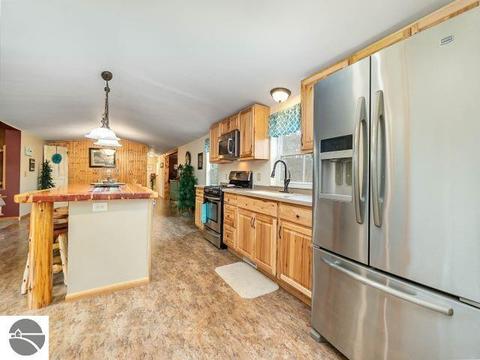 260 N Duffield Rd, Sumner, MI 48889 photo 14
