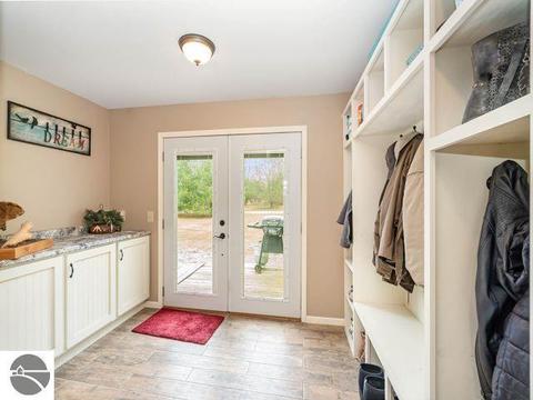 260 N Duffield Rd, Sumner, MI 48889 photo 26