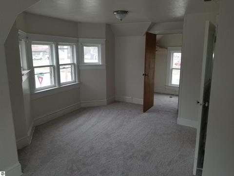 230 E North St, Ithaca, MI 48847 photo 18
