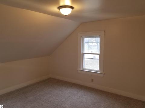 230 E North St, Ithaca, MI 48847 photo 20
