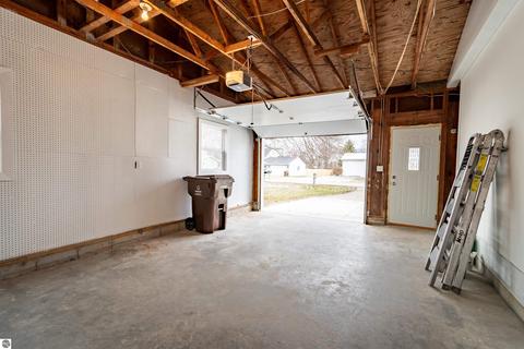 401 N 5th St, Shepherd, MI 48883 photo 15