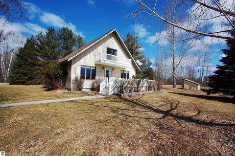 4620 E Sugar River Rd, Alger, MI 48610 photo 1
