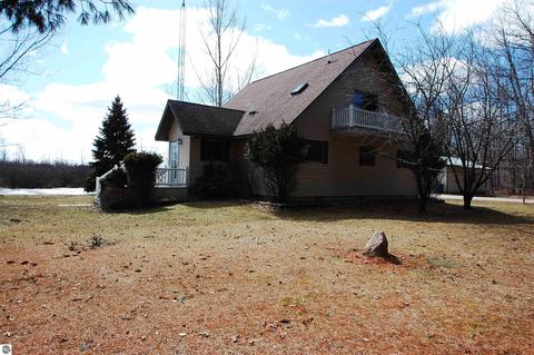 4620 E Sugar River Rd, Alger, MI 48610 photo 4