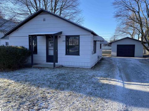 124 E Beech, Gladwin, MI 48624 photo 13
