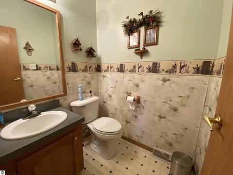 4603 M-61, Gladwin, MI 48624 photo 18