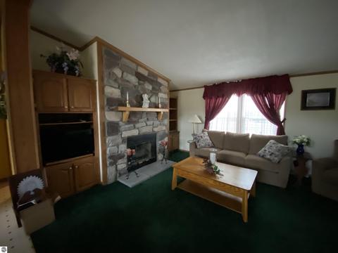 4603 M-61, Gladwin, MI 48624 photo 6
