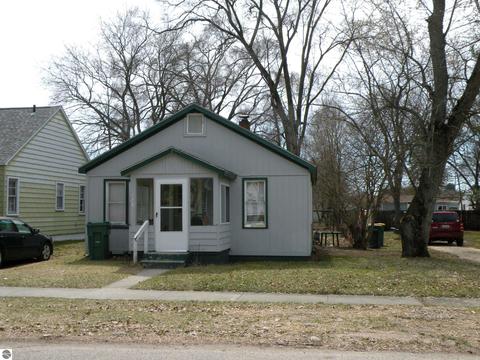 236 E Beech, Gladwin, MI 48624 photo 13