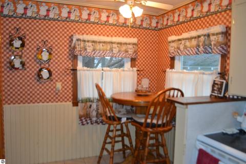126 N Ithaca St, Ithaca, MI 48847 photo 14