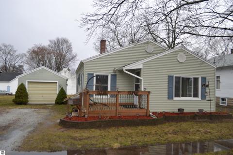 126 N Ithaca St, Ithaca, MI 48847 photo 1