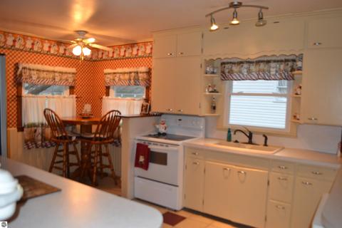 126 N Ithaca St, Ithaca, MI 48847 photo 15
