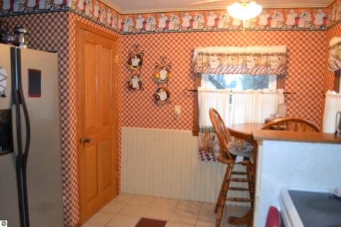 126 N Ithaca St, Ithaca, MI 48847 photo 13