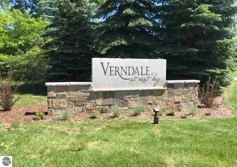 824 Vienna Way, Traverse City, MI 49696