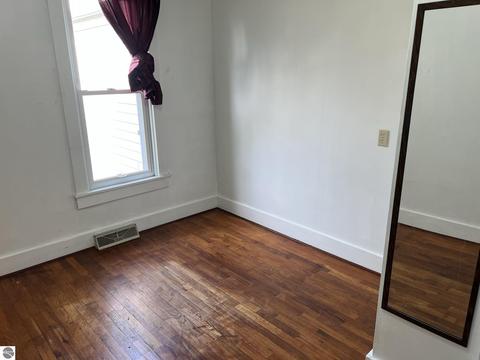 209 E Sixth, Clare, MI 48617 photo 25