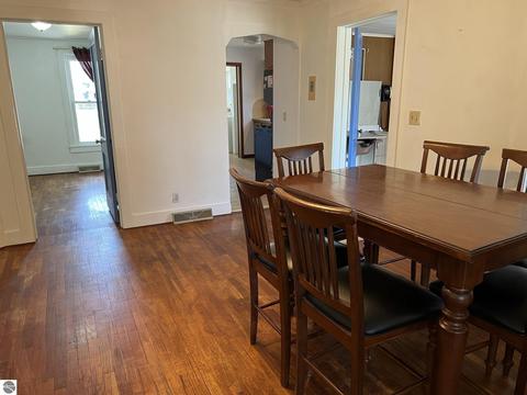 209 E Sixth, Clare, MI 48617 photo 13