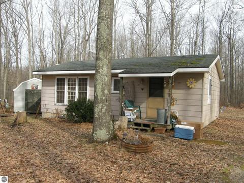 3239 E Stockwell, Harrison, MI 48625 photo 1
