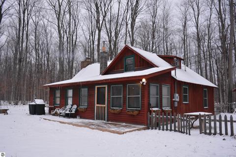 951 E Sugar Bay Ln, Cedar, MI 49621 photo 43