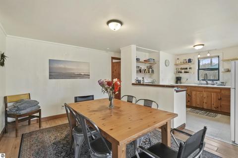 951 E Sugar Bay Ln, Cedar, MI 49621 photo 9