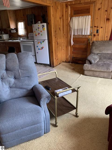 841 Pine St, Harrison, MI 48625 photo 10