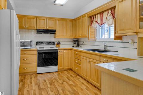 410 North St, Ithaca, MI 48847 photo 29