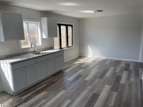2386 Erickson Rd, Pinconning, MI 48650 photo 5