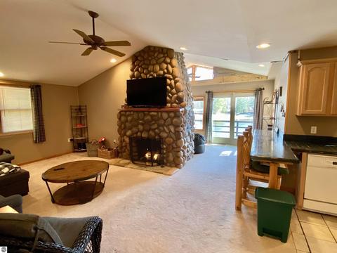 4150 Pine Dr, Gladwin, MI 48624 photo 27